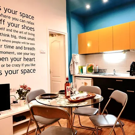 Blue Home In The Heart Of Budapest Lejlighed *