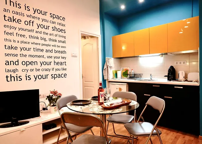 Blue Home In The Heart Of Budapest Lejlighed *